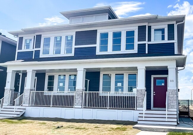 property at 33 Creekstone Dr SW