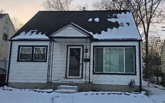 18433 Fox in Redford Township, MI - Building Photo