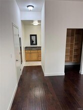 4422 Matilija Ave in Los Angeles, CA - Building Photo - Building Photo
