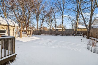 417 E Maple Ave in Adrian, MI - Building Photo - Building Photo