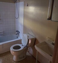 439 Betsy Bell Rd, Unit 3 in Staunton, VA - Building Photo - Building Photo