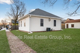 1410 Hannibal St, Unit Room B in Noblesville, IN - Foto de edificio - Building Photo