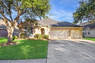 6151 Galloway Ln in League City, TX - Building Photo