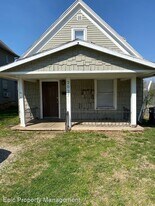 2027 SW Van Buren St