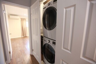 1143 6th St in Santa Monica, CA - Building Photo - Building Photo