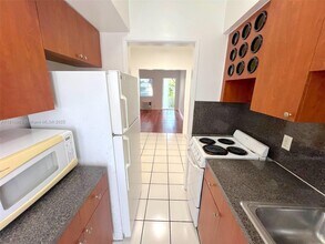 1235 Euclid Ave in Miami Beach, FL - Building Photo - Building Photo