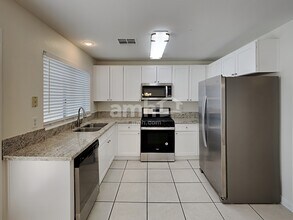 9516 Fox Forest Ave in Las Vegas, NV - Building Photo - Building Photo