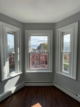 295 Liberty St in Newburgh, NY - Building Photo - Building Photo