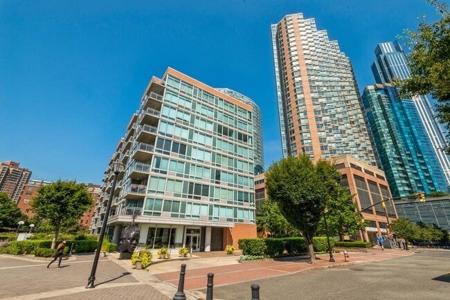 property at 25 Hudson St