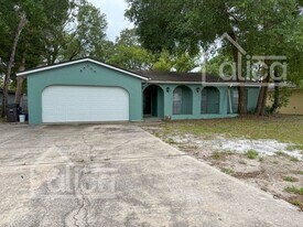 858 Bishop Dr in Altamonte Springs, FL - Building Photo