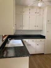 4124 Lower Beaver Rd in Des Moines, IA - Building Photo - Building Photo