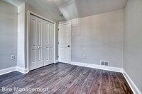 1121 Washington Blvd photo'