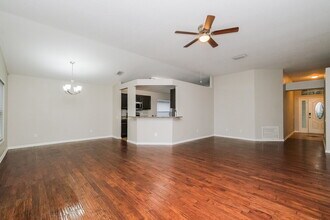 10641 Egret Haven Ln in Riverview, FL - Building Photo - Building Photo