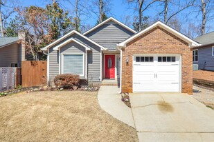 1117 Capital Club Cir NE in Atlanta, GA - Building Photo