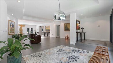 8650 Old Cutler Rd in Coral Gables, FL - Building Photo - Building Photo