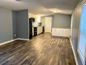 124 Arthur Davis Cir in Pelzer, SC - Building Photo - Building Photo