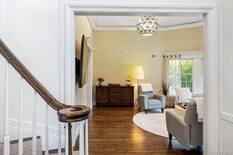 39 Smugglers Path in Riverhead, NY - Building Photo - Building Photo