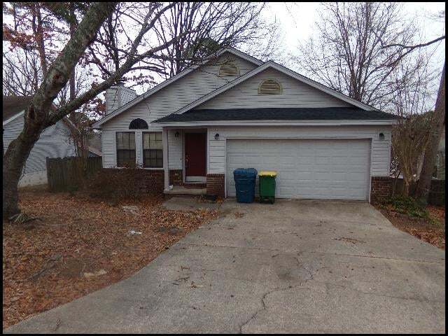 property at 1801 Mesquite Cir