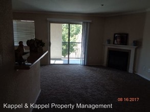 2001 Eastwood Dr-Unit -#58 in Vacaville, CA - Building Photo - Building Photo