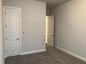 713 Woodview Dr in Leander, TX - Building Photo - Building Photo