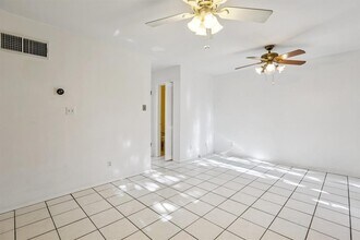 9507 Quail Village Ln in Austin, TX - Building Photo - Building Photo