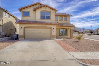 2042 Dreamlight Pl in El Paso, TX - Building Photo - Building Photo