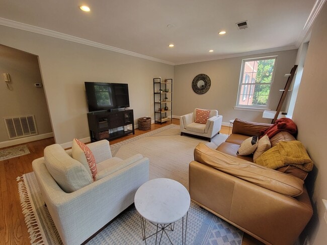 400 Commonwealth Ave in Alexandria, VA - Building Photo - Building Photo