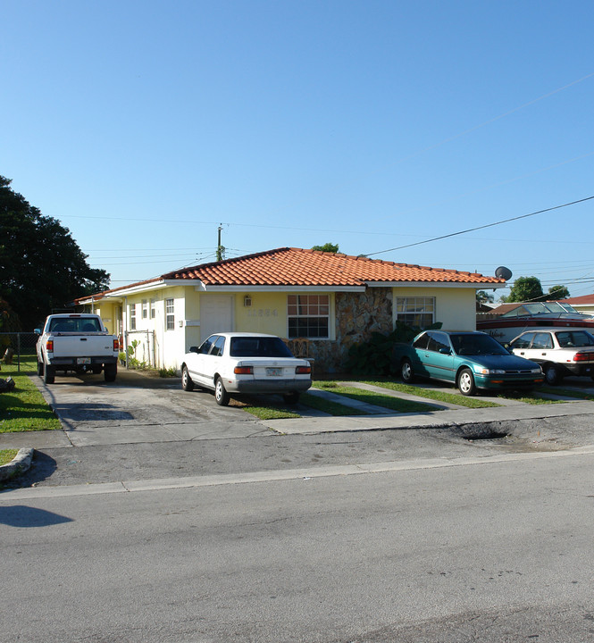 11354 SW 2nd St in Miami, FL - Building Photo