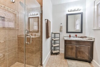 2421 Arbor St in Houston, TX - Building Photo - Building Photo