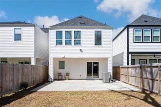 5706 Balbo St in Houston, TX - Building Photo - Building Photo