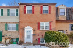 26 Pickersgill Square in Owings Mills, MD - Building Photo