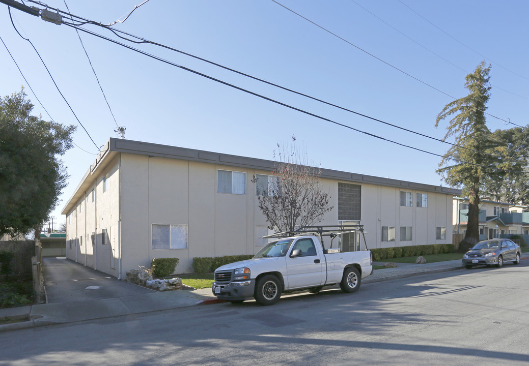 Pebble Creek Apartments in San Jose, CA - Building Photo