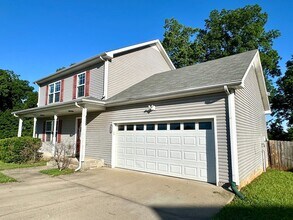1524 Reasons Drive in Clarksville, TN - Building Photo - Building Photo