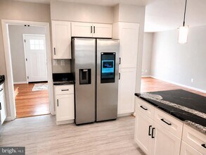 9118 Kirkdale Rd in Bethesda, MD - Building Photo - Building Photo