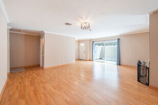 1911 Mathews Ave in Redondo Beach, CA - Building Photo