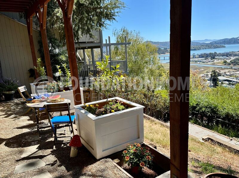201 Cleveland Ct in Mill Valley, CA - Building Photo