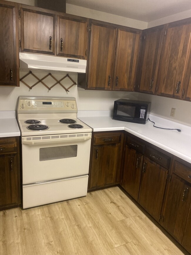 property at 2843 Tongass Ave