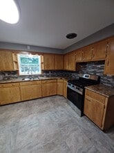 21 East and West Rd in Buffalo, NY - Foto de edificio - Building Photo