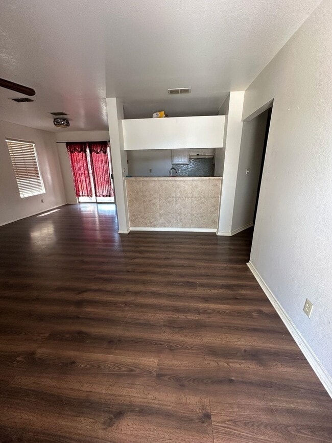 3334 Aberdeen Loop in Laredo, TX - Building Photo - Building Photo