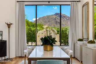6502 N Lost Dutchman Rd in Paradise Valley, AZ - Building Photo - Building Photo
