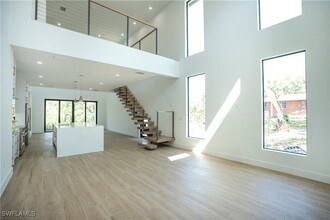 3384 Canal St in Naples, FL - Building Photo - Building Photo