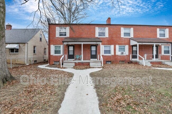 2235 Homestead Dr in Columbus, OH - Building Photo - Building Photo