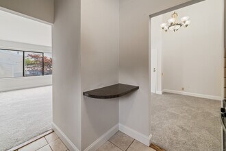 19 Keeler Close in Ridgefield, CT - Foto de edificio - Building Photo
