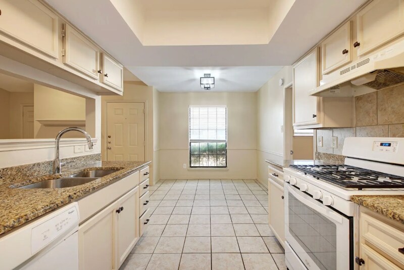 619 Luther Dr in Georgetown, TX - Foto de edificio