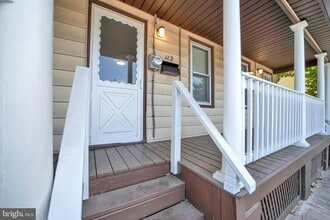 114-114 Crosswicks St in Bordentown, NJ - Building Photo - Building Photo