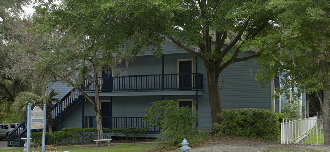 Parkside Apartments I in Gainesville, FL - Foto de edificio - Building Photo