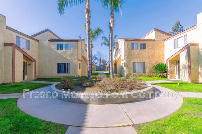 property at 815 S Demaree St