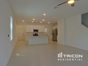 2445 Spring Tune Aly in Kissimmee, FL - Building Photo - Building Photo