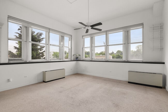 1 Landmark Sq in Port Chester, NY - Building Photo - Building Photo