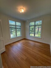 101 Asheville Rd in Brookline, MA - Building Photo - Building Photo